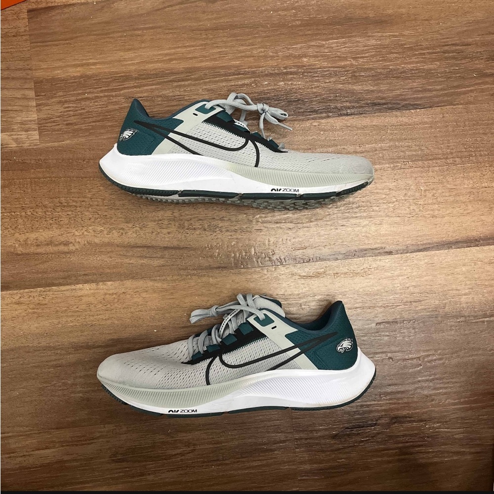 Nike - NFL Eagles Running Shoe